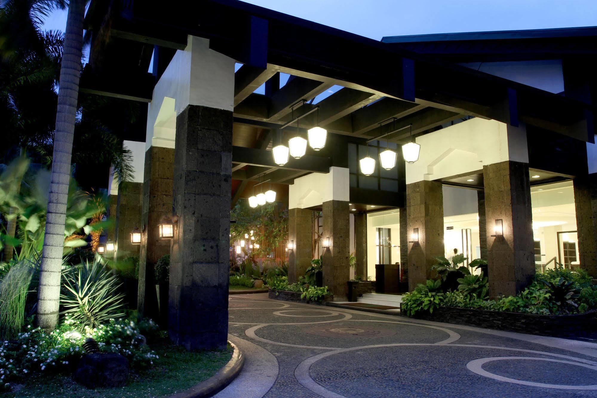 The Sulo Riviera Hotel Cidade Quezon Exterior foto